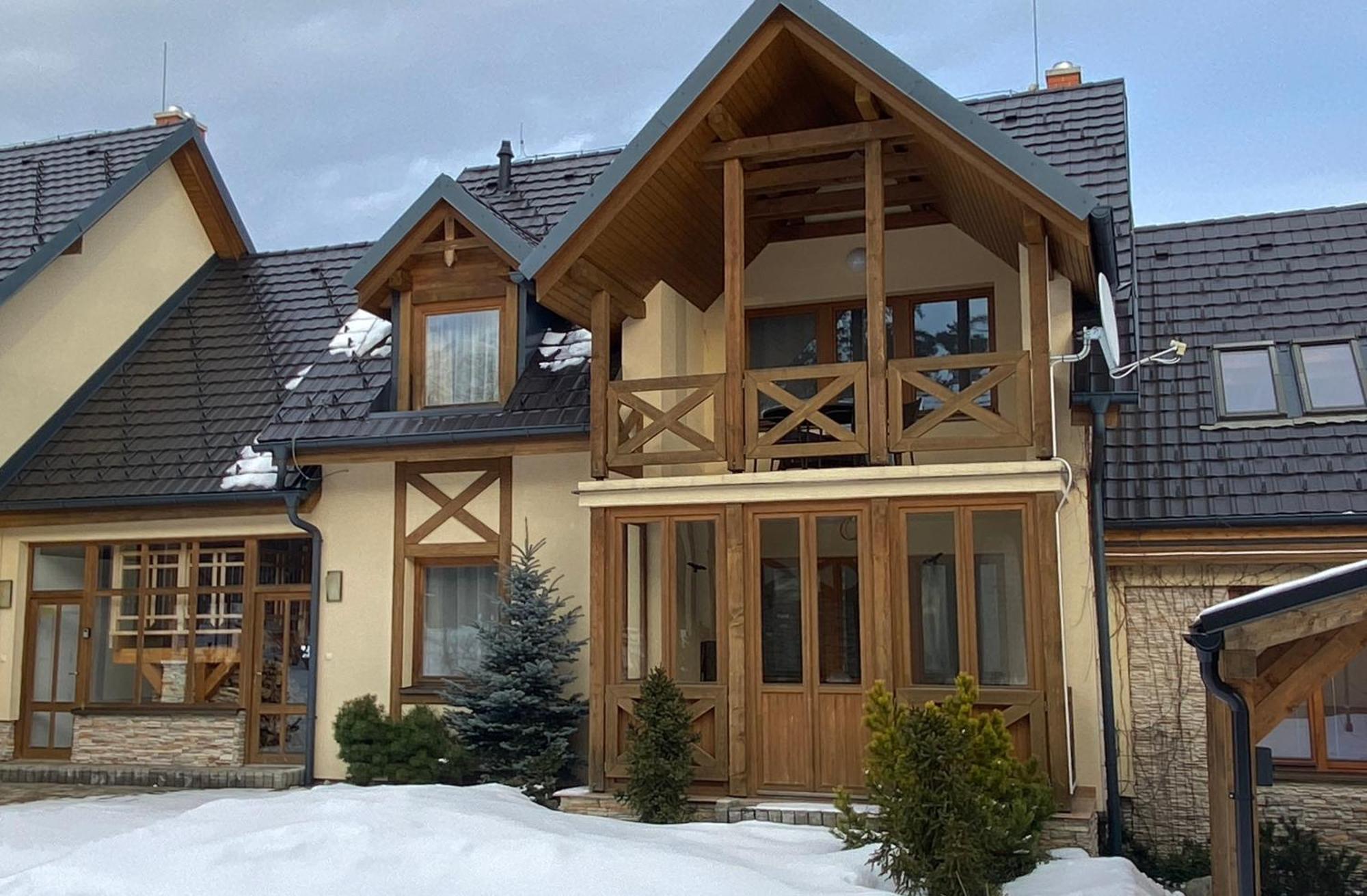 Apartments Highland Стара-Лесна Экстерьер фото